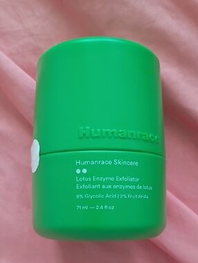 Human Race Lotus Enzyme Exfoliator - Green
